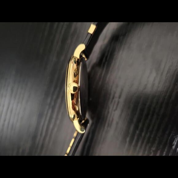 🔥FULL SET Versace V-Circle VBQ050017 42mm Quartz Watch BEAUTIFUL! - Picture 8 of 8